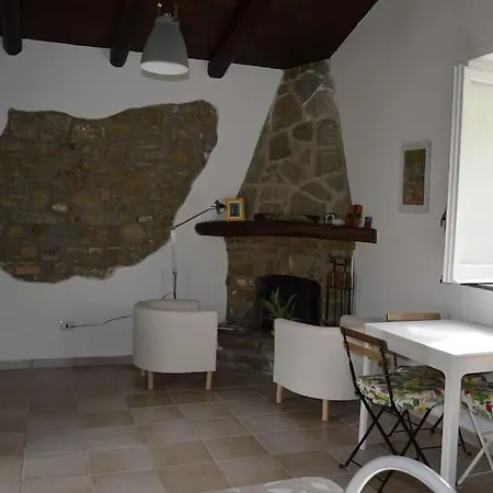 Holiday home La Cianciosa, Un Nido Nella Natura Lustra