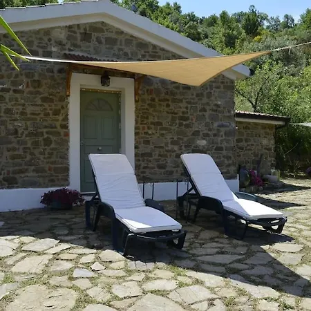 La Cianciosa, Un Nido Nella Natura Holiday home Lustra