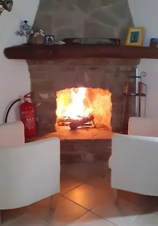 La Cianciosa, Un Nido Nella Natura Holiday home *